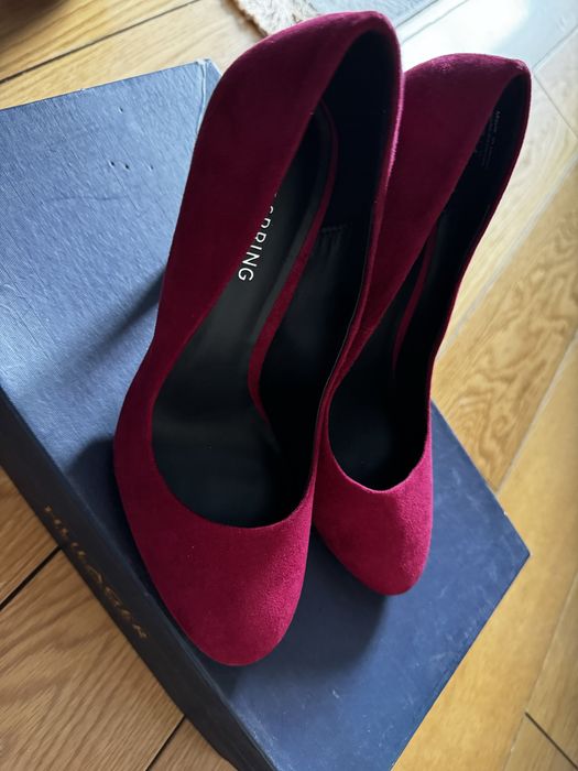 Продам Женские Туфли