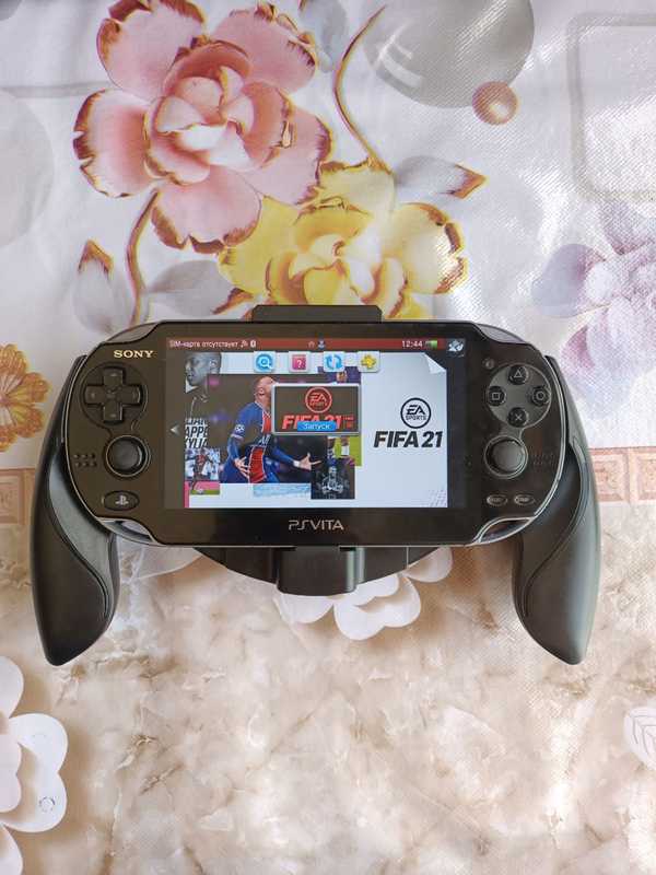 Sony 825. Док станция PS Vita 2000 Slim. Сони плейстейшен ручная. Animax Plus PS Vita. Vita PLAYSTATION Vita Cradle.