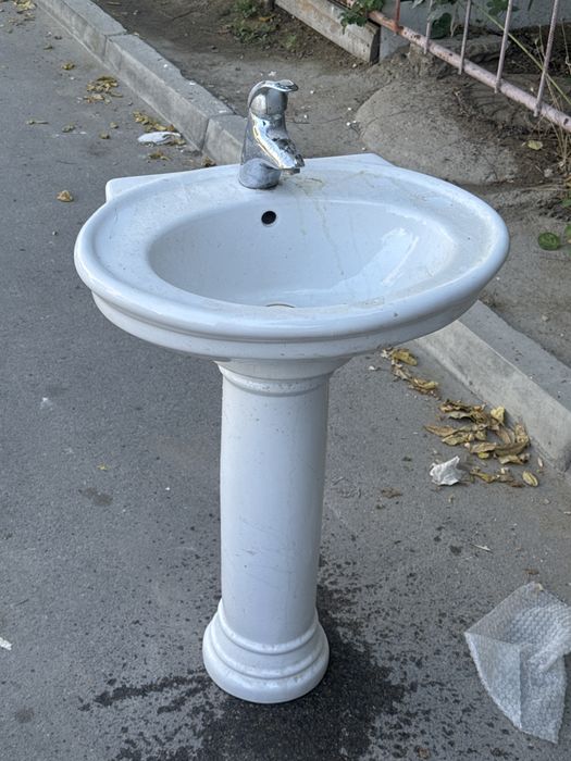 Раковина смиситель умывальник