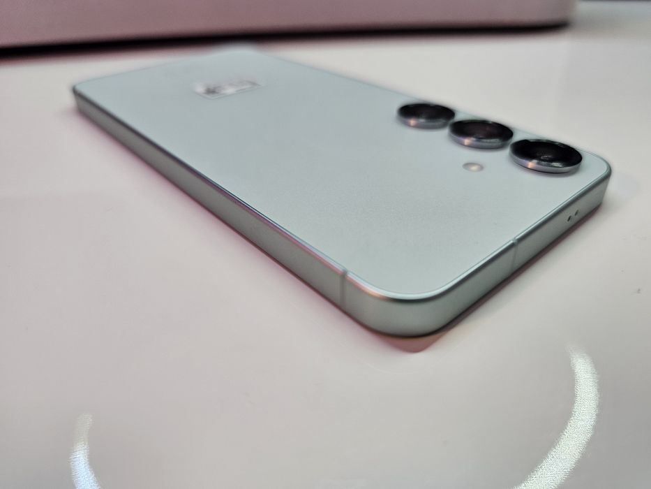 Samsung Galaxy S25 256GB Mint