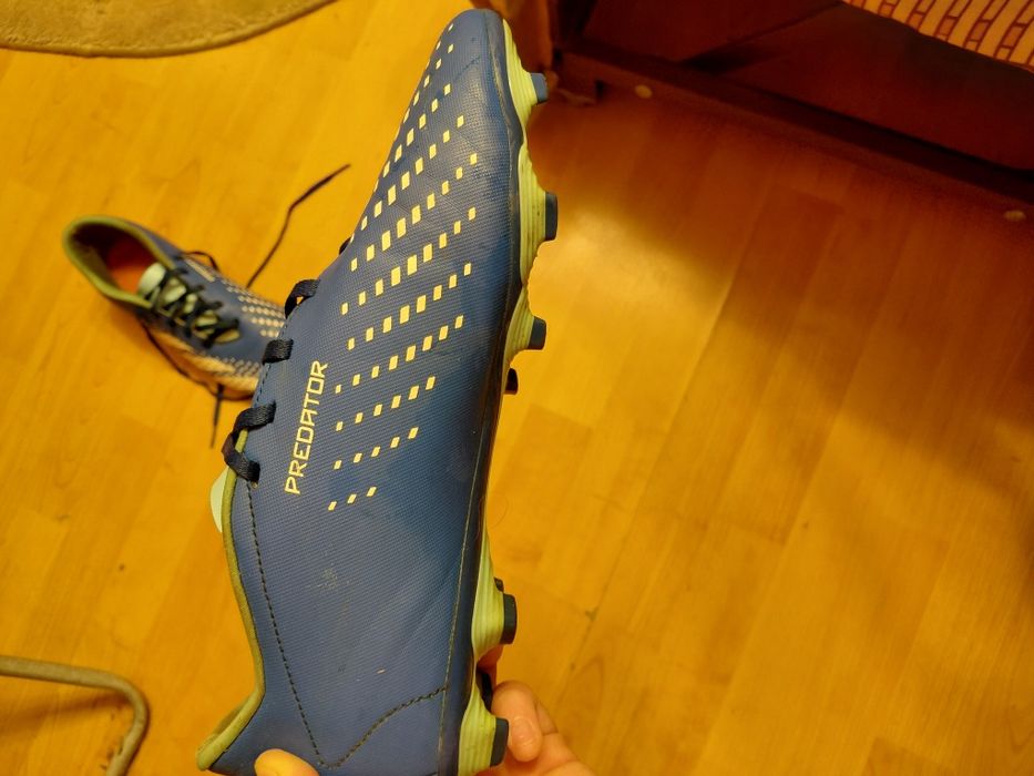 Ghete de fotbal Adidas Predator