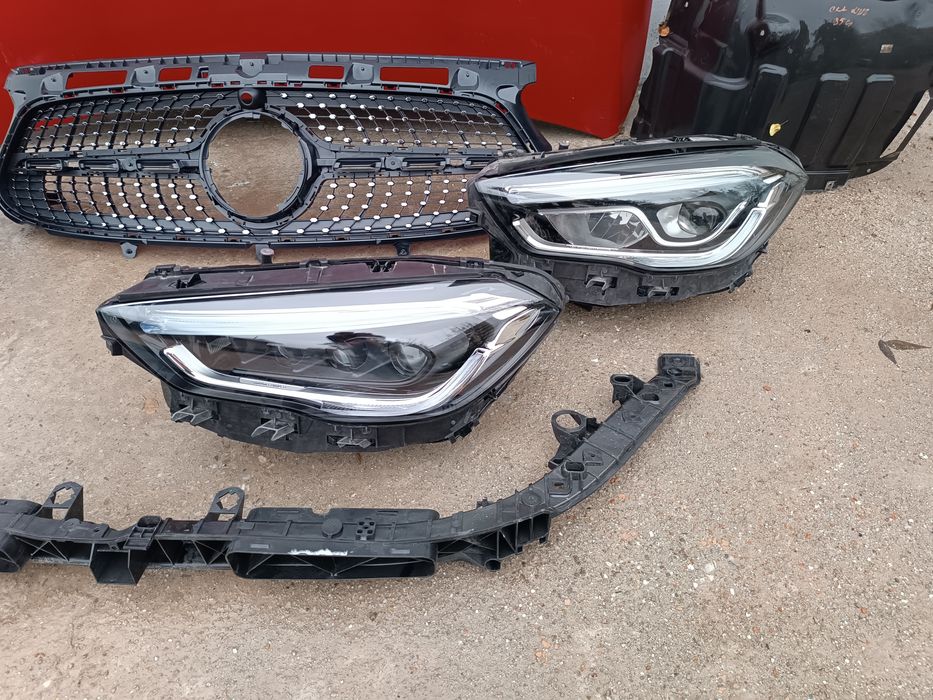 Capota Motor/Bara/Faruri/Grila Radiator/Trager/Mercedes GLA w247