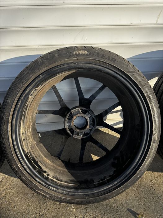 Оригинални джанти 19ки Мерцедес SLS AMG спорт пакет гуми Goodyear