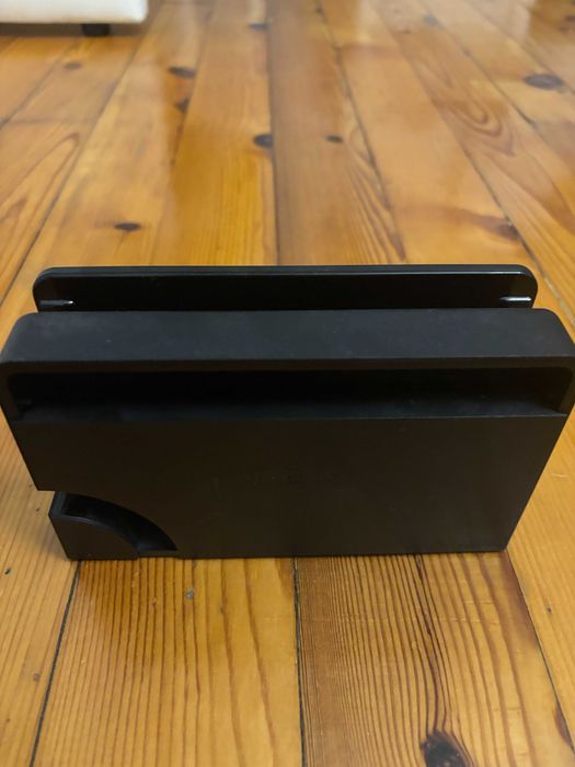 NINTENDO SWITCH OLED - Пълен комплект с калъф