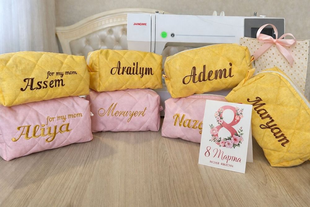 Косметички ручной работы.