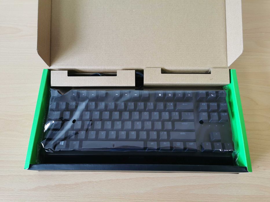 Клавиатура Razer BlackWidow V3 Tenkeyless с Razer Chroma подсветка