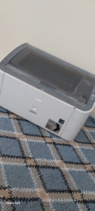 Canon 2900 printeri sotiladi holati yaxshi