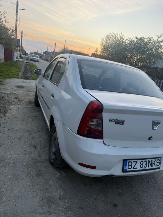 Dacia Logan 2013