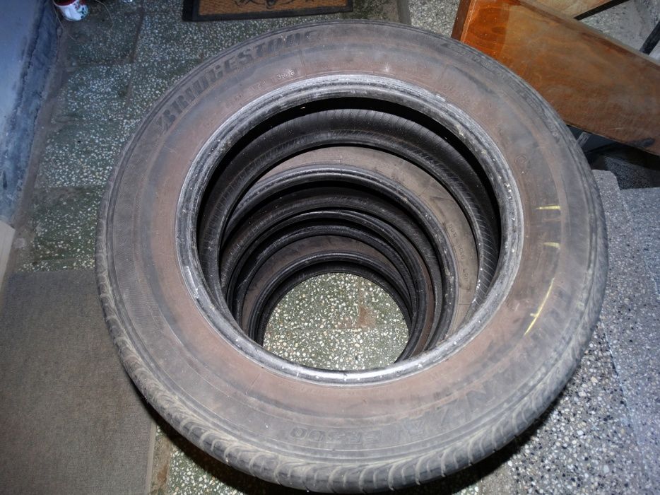 Продавам ЛЕТНИ гуми BRIDGESTONE TURANZA ER300 205/60/R15