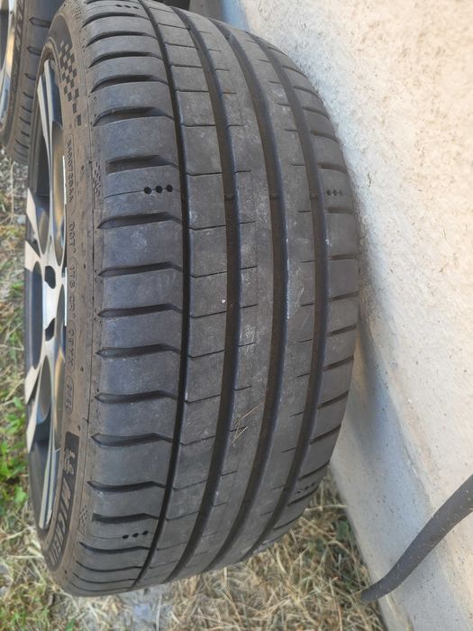 Set 4 roți complete jante aliaj + anvelope Michelin- Stare foarte bună