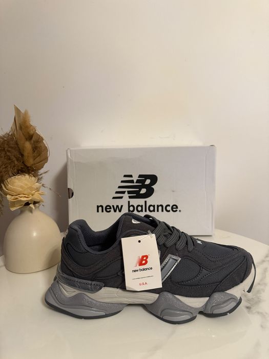 Adidasi New Balance 9060 2026
