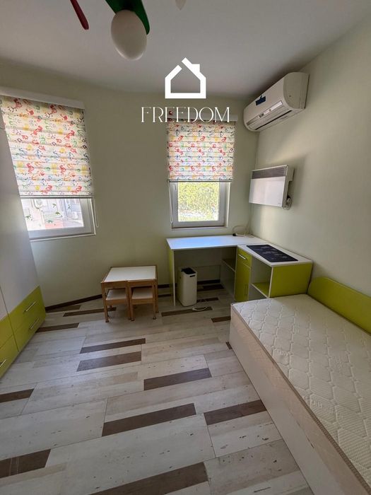Дава се под наем Тристаен апартамент в Варна, Бриз - 112 кв.м за 700 € - Снимка #2