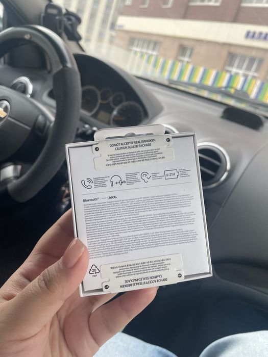 Продам наушники samsung galaxy buds fe