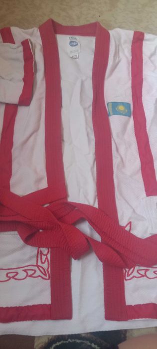 Кимоно  почти новый