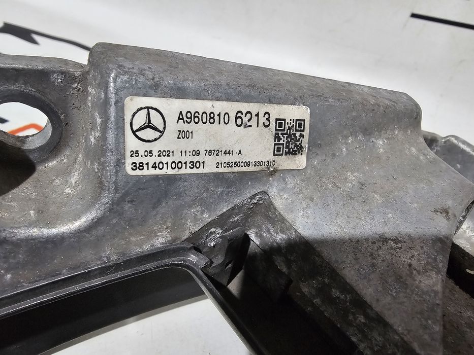 Oglinda camera stanga Mercedes Actros MP5 dupa 2019 cod A9608106213
