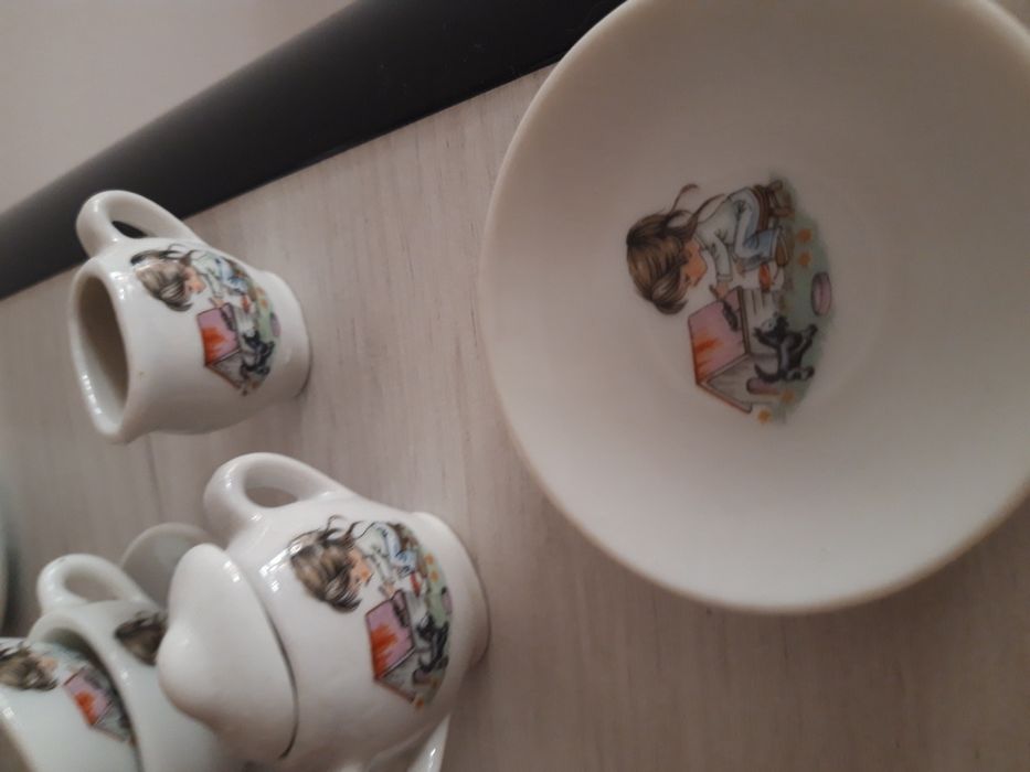 Мини порцеланов японски сервиз