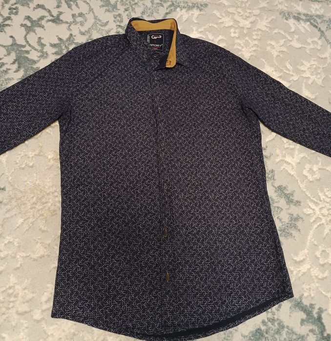 Продам Мужскую рубашку