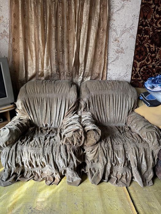 Продам два кресла