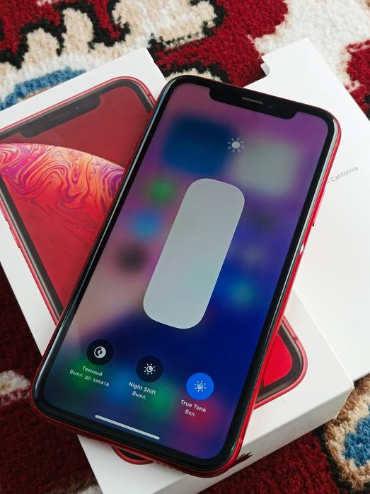 iPhone XR 64gb в хорошем состояний