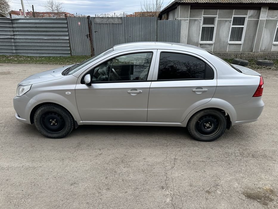 Продам Ravon Nexia