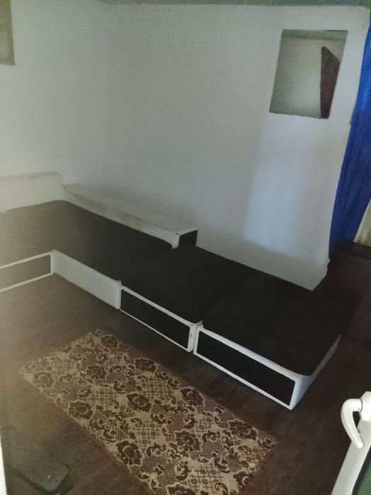 Închiriez casa la Movileni