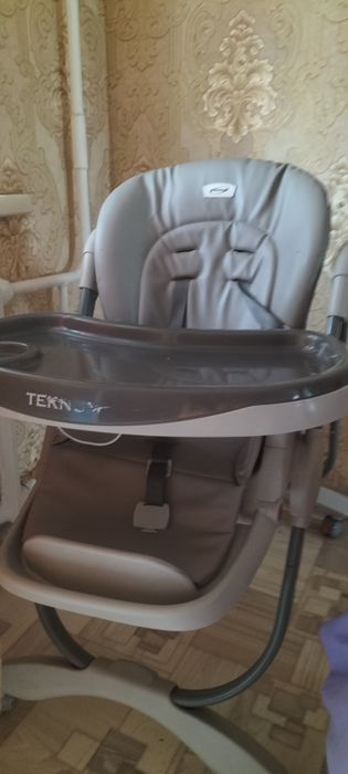 Столик для кормления