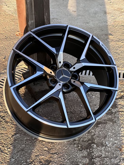 AMG Джанти за Мерцедес Mercedes 18 цола 5х112 чисто нови 4x8.5 4 matic