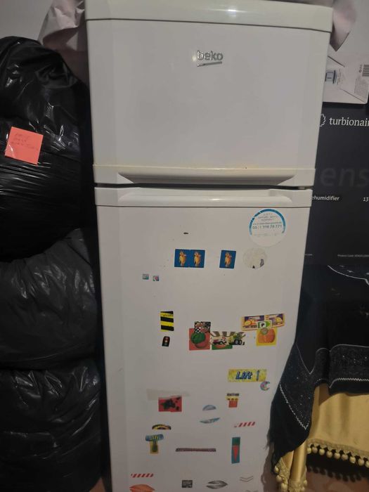 Vând urgent frigider Beko