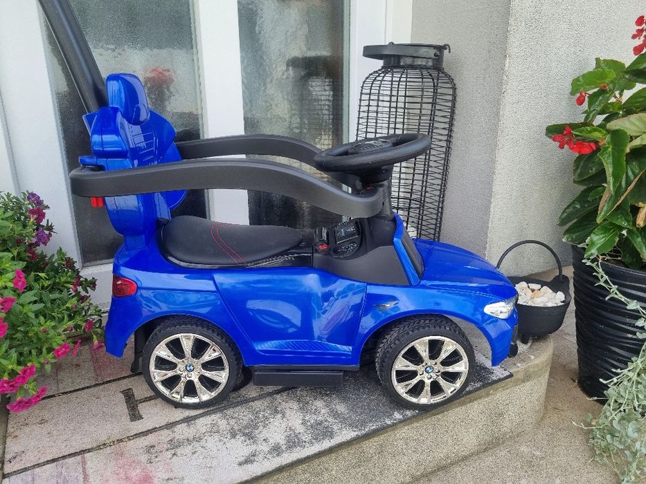 Masinuta copii BMW