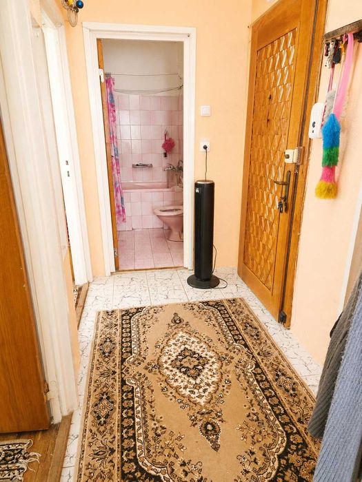 Proprietar, Vand Apartament 3 camere DECOMANDATE în Cisnădie | Acoperiș NOU în garanție — fotografia 1