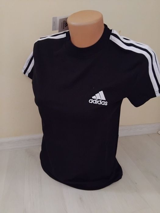 Tricouri fete Adidas,Nike,  The North Face...
