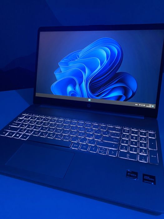 СРОЧНО Ноутбук 269130 Тенге