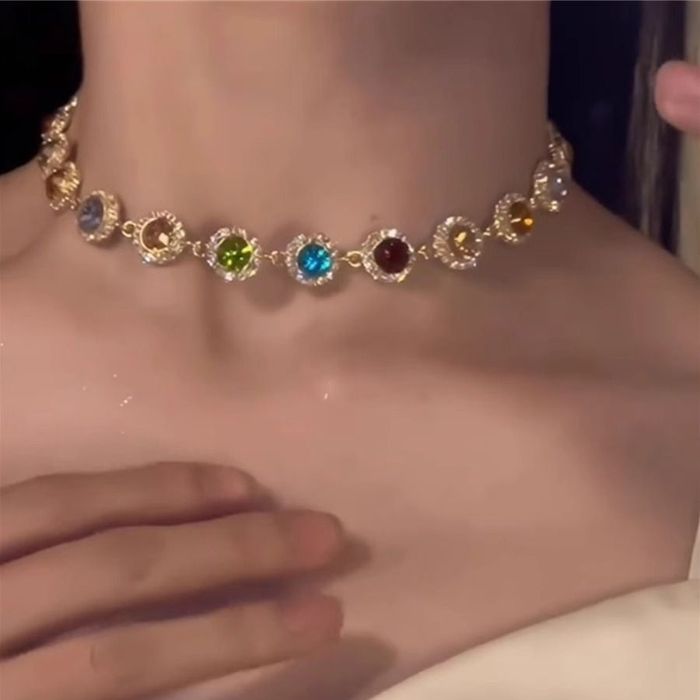 Продам бижутерное колье