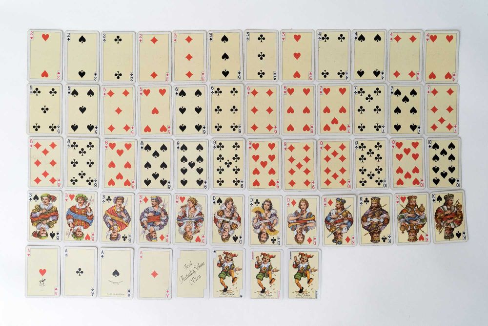 Лот от 4 комплекта карти Piatnik с дизайни в стил Rokoko