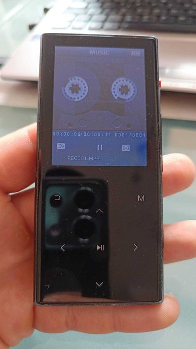 HiFi Walker MP3 player