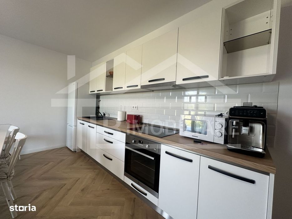 Apartament cu 3 camere, 72mp, parcare, Zona Green Residence