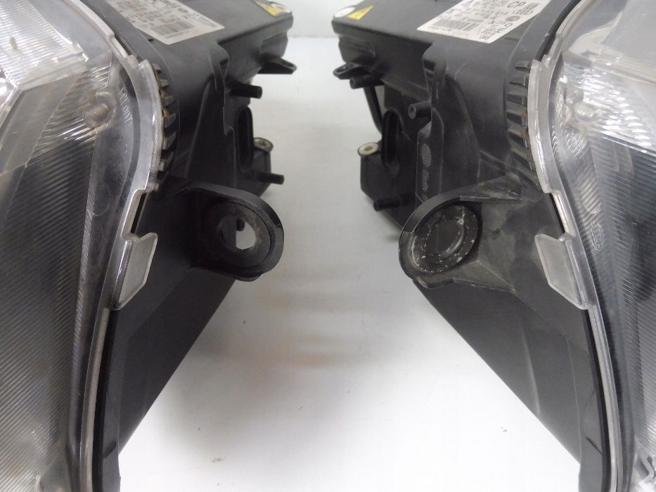 Audi A6 4F C6 facelift far stanga bi xenon far dreapta bixenon led
