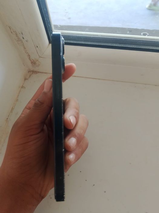 Айфон 13 сатылады