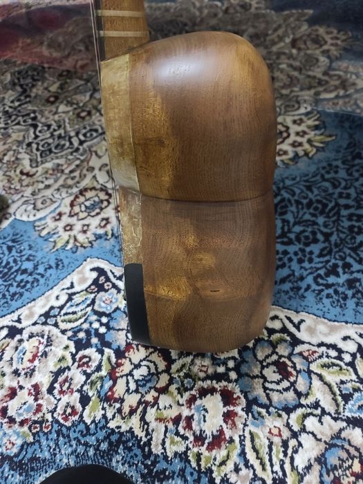 Bakenskiy tor futlyari bilan