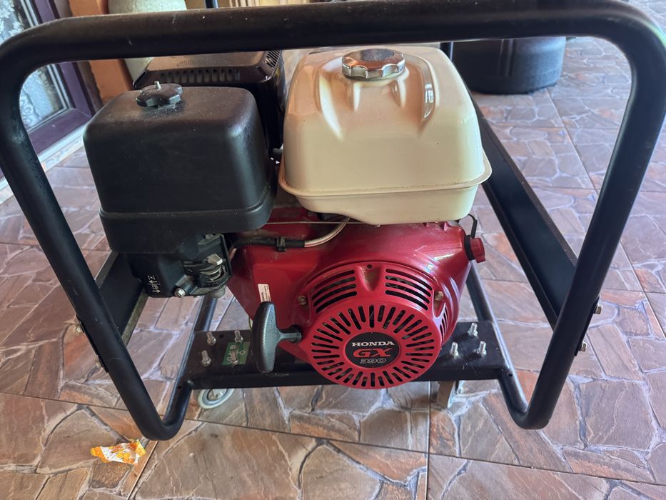 Generator HONDA   AGT8203 HSB  7 kva