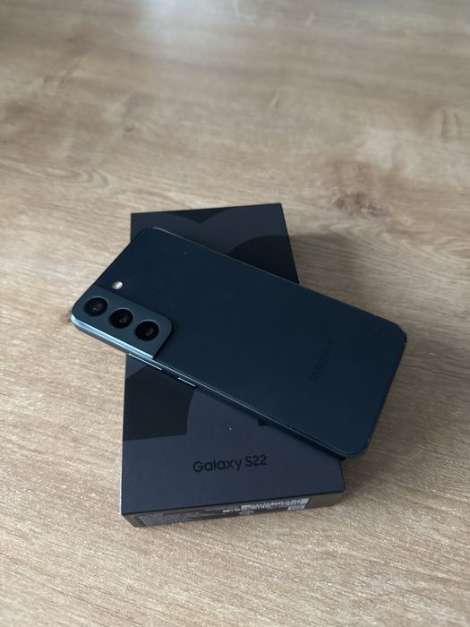 Samsung Galaxy S22 идеал