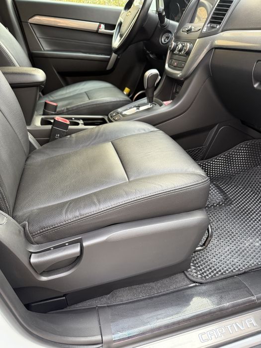 Продам Шевроле каптива