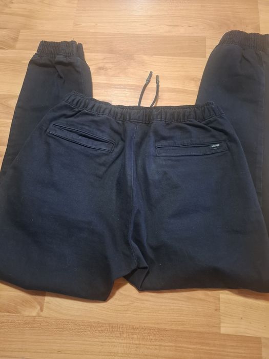 Pantaloni slim jogger