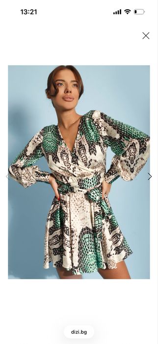 Мини рокля в змийски принт