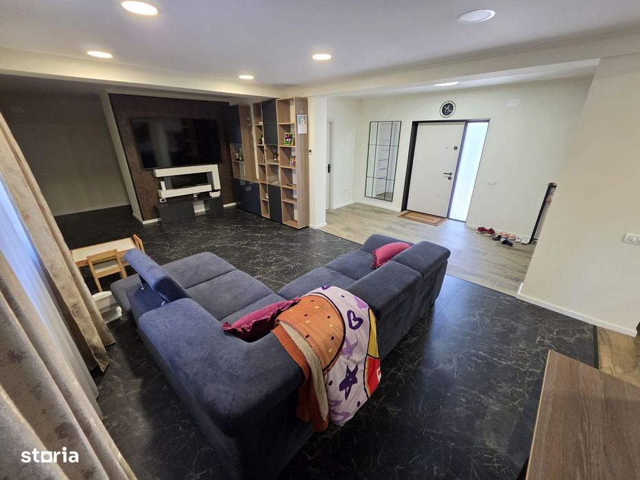 De vanzare casa Smeura