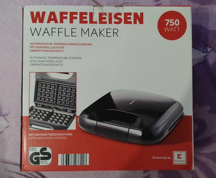 Aparat pentru vafe / Waffle Maker NOU