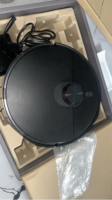 Робот пылесос б/у за 100.000