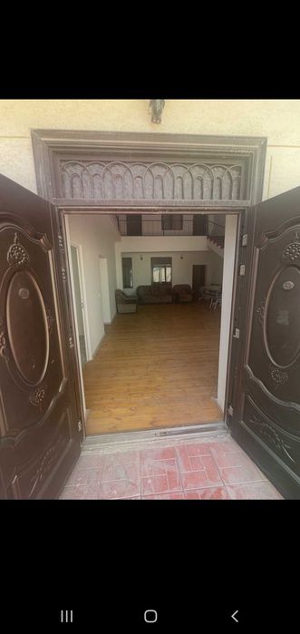 Уй ховли сотилади престижний жойдан