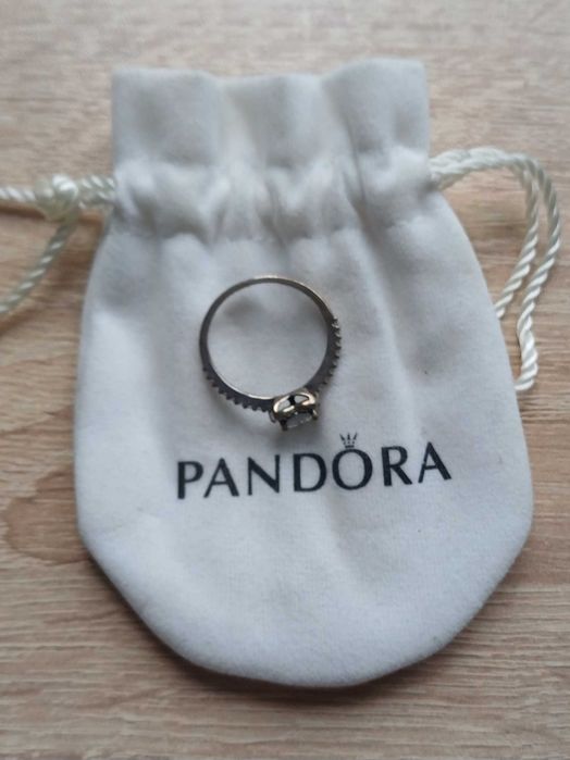 Pandora сребърен пръстен със сърце Валс