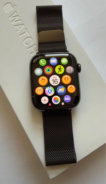 Apple Watch Series 7 Graphite Stainless Steel Case 41mm GPS + Cellular